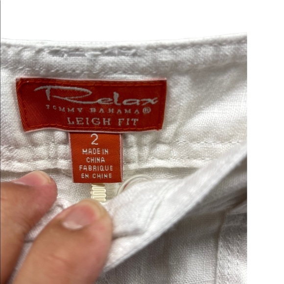 Tommy Bahama Relax Leigh Fit White Linen Cargo Shorts Women’s Size 2 - Picture 3 of 5